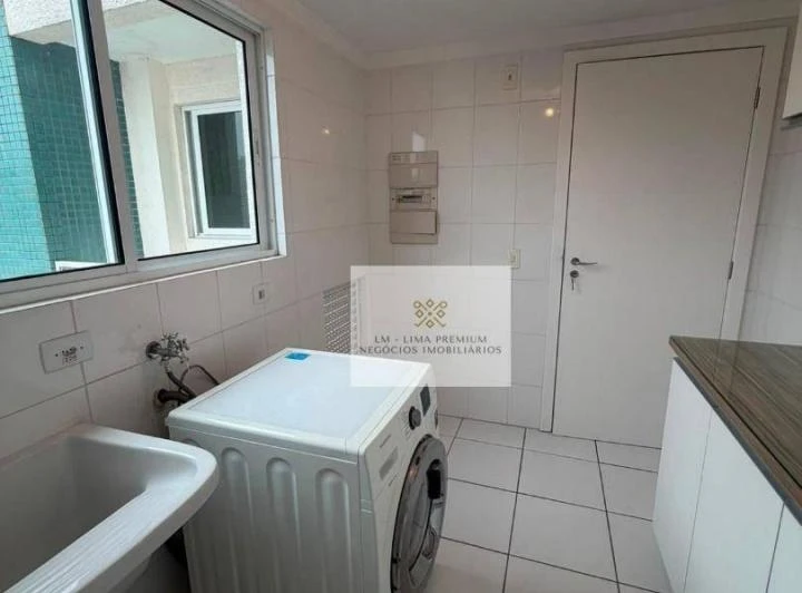 Apartamento com 4 quartos, 7 banheiros e 3 vagas — photo 4