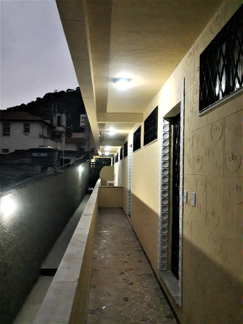 Немебльований будинок 50 м² з душем у склінні — photo 29