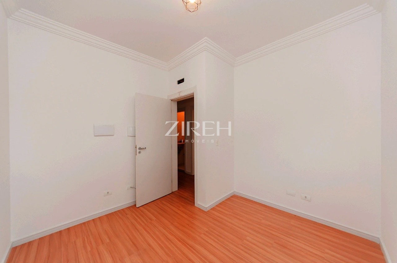 Condo house with 3 bedrooms and private garden — photo 19