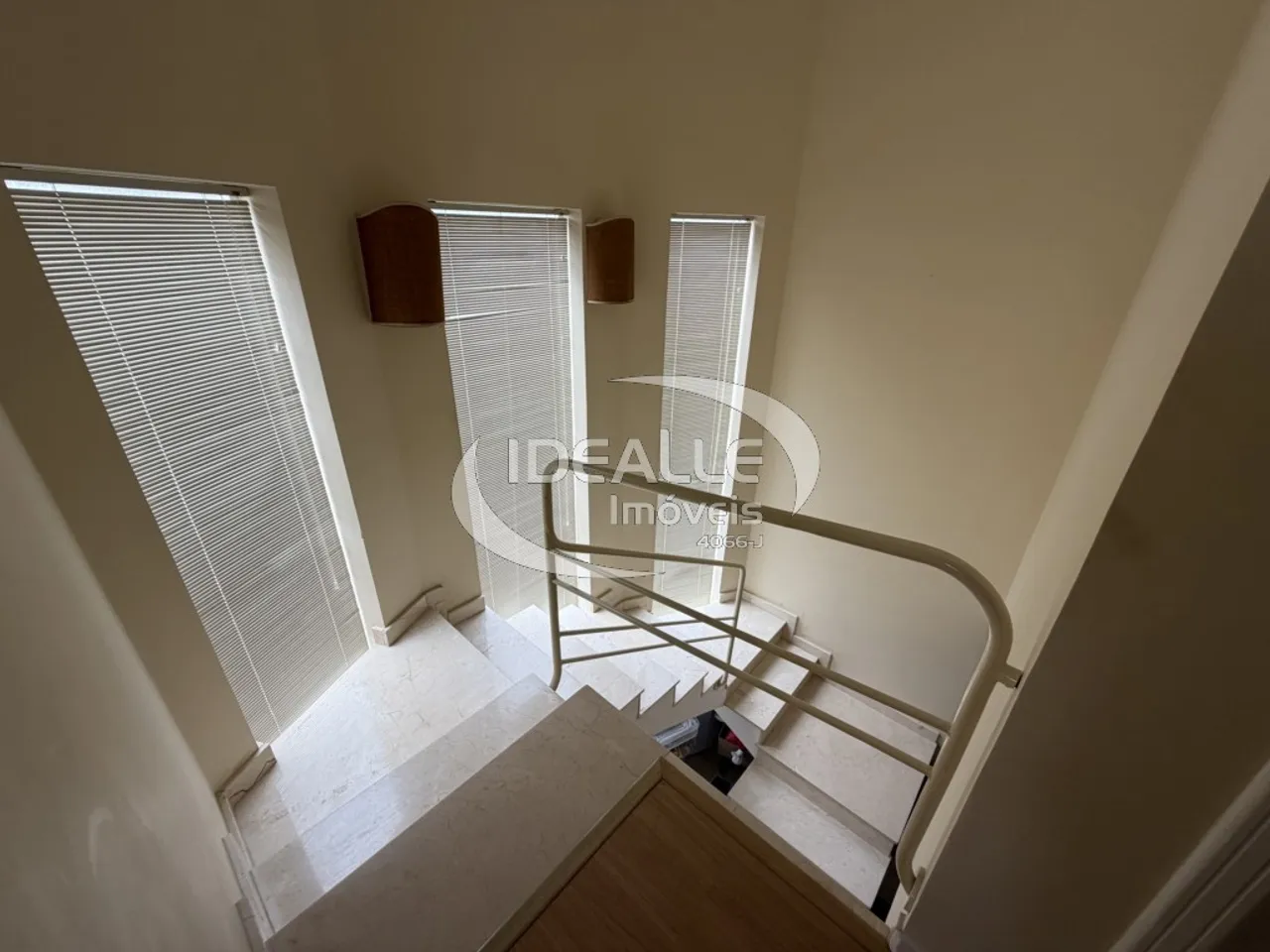 House with 3 bedrooms and private garden, 200 m² — photo 6