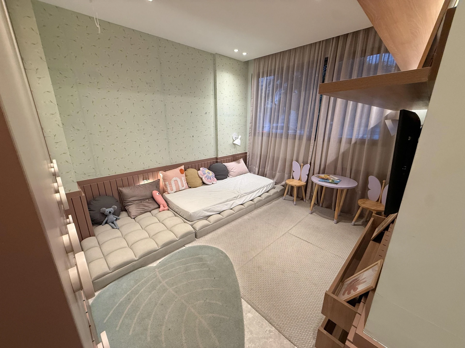 Стиральная машина и 2 спальни: квартира 79 м² — photo 8