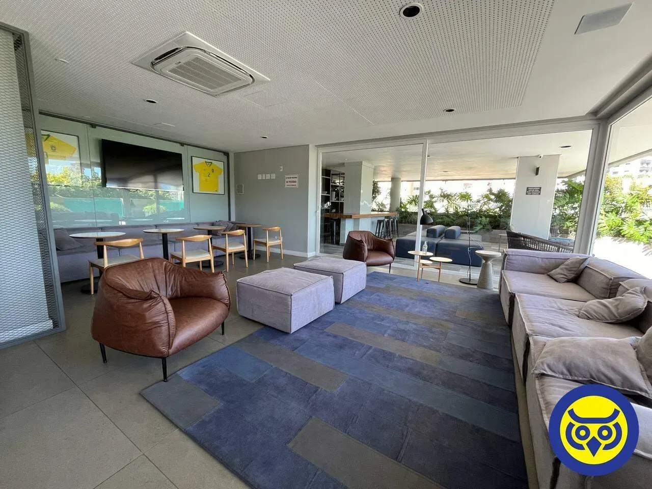 38 m² furnished studio with an open-plan kitchen — photo 26