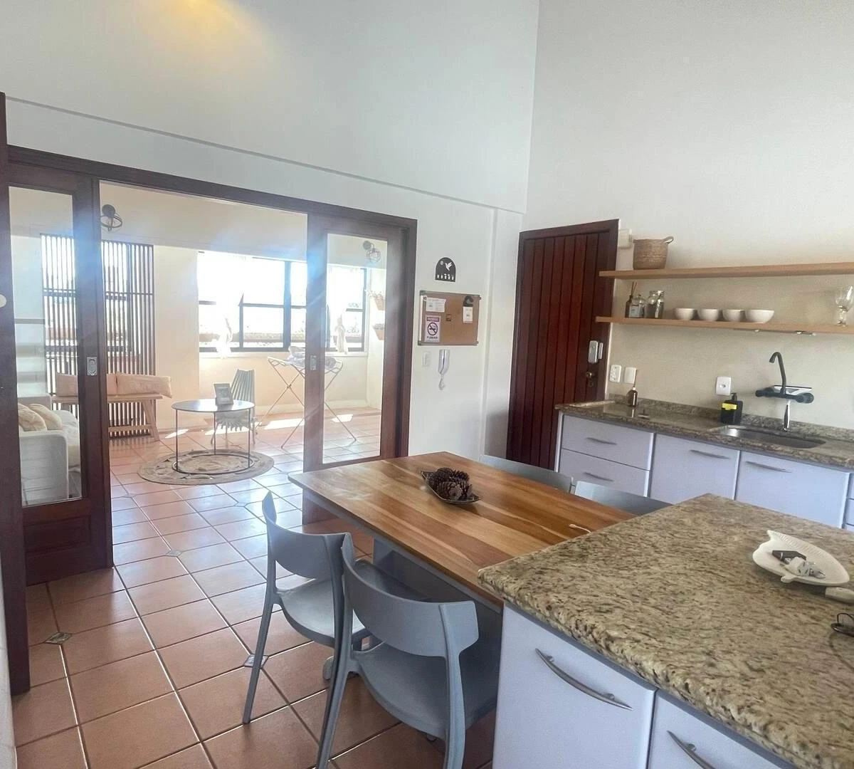 Departamento con balcón gourmet en Florianópolis — photo 12