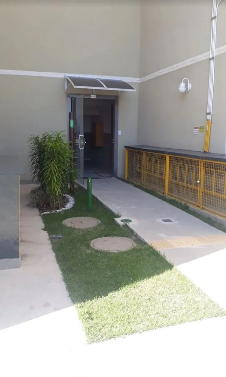 2-bedroom apartment in a building with a pool — photo 9