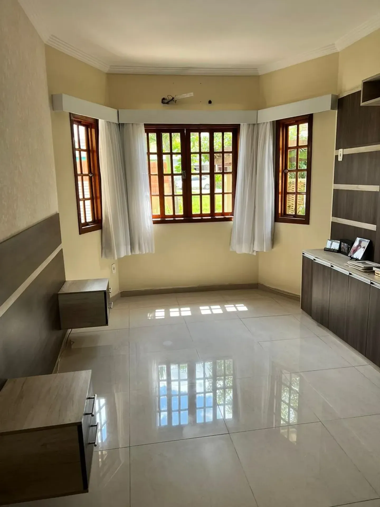 100 m² house with a private pool and a grill on the balcony — photo 16