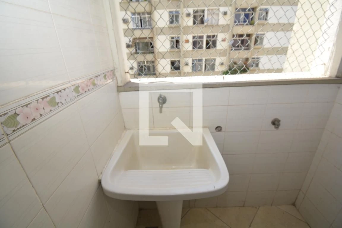 2-bedroom apartment with a washing machine in Rio de Janeiro — photo 9