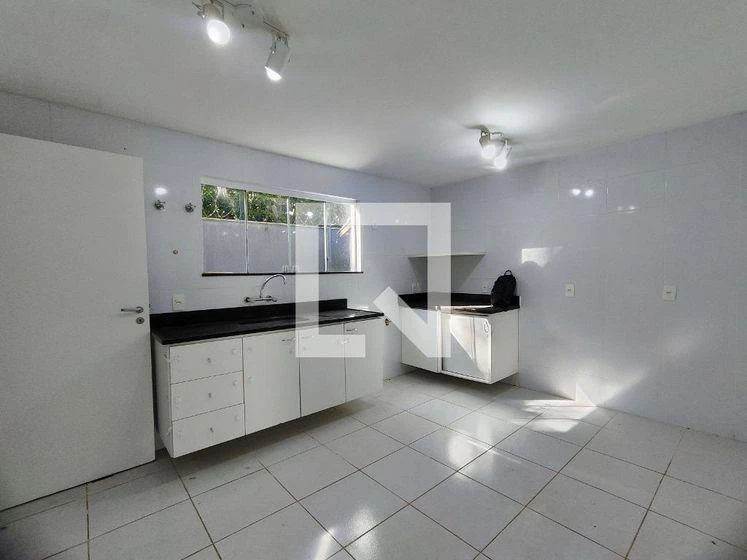 4-bedroom house with a mountain view in Rio de Janeiro — photo 5