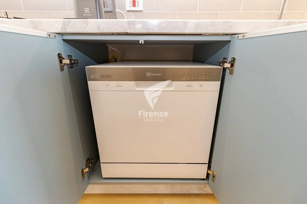 Apartamento mobiliado com cozinha integrada e varanda fechada — photo 7