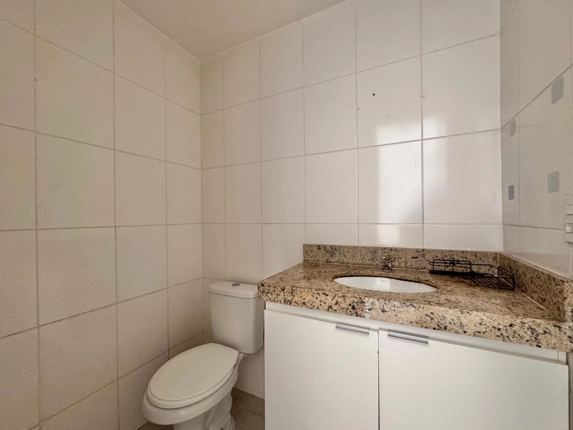 Rental apartment with 1 bedroom and private balcony — photo 4
