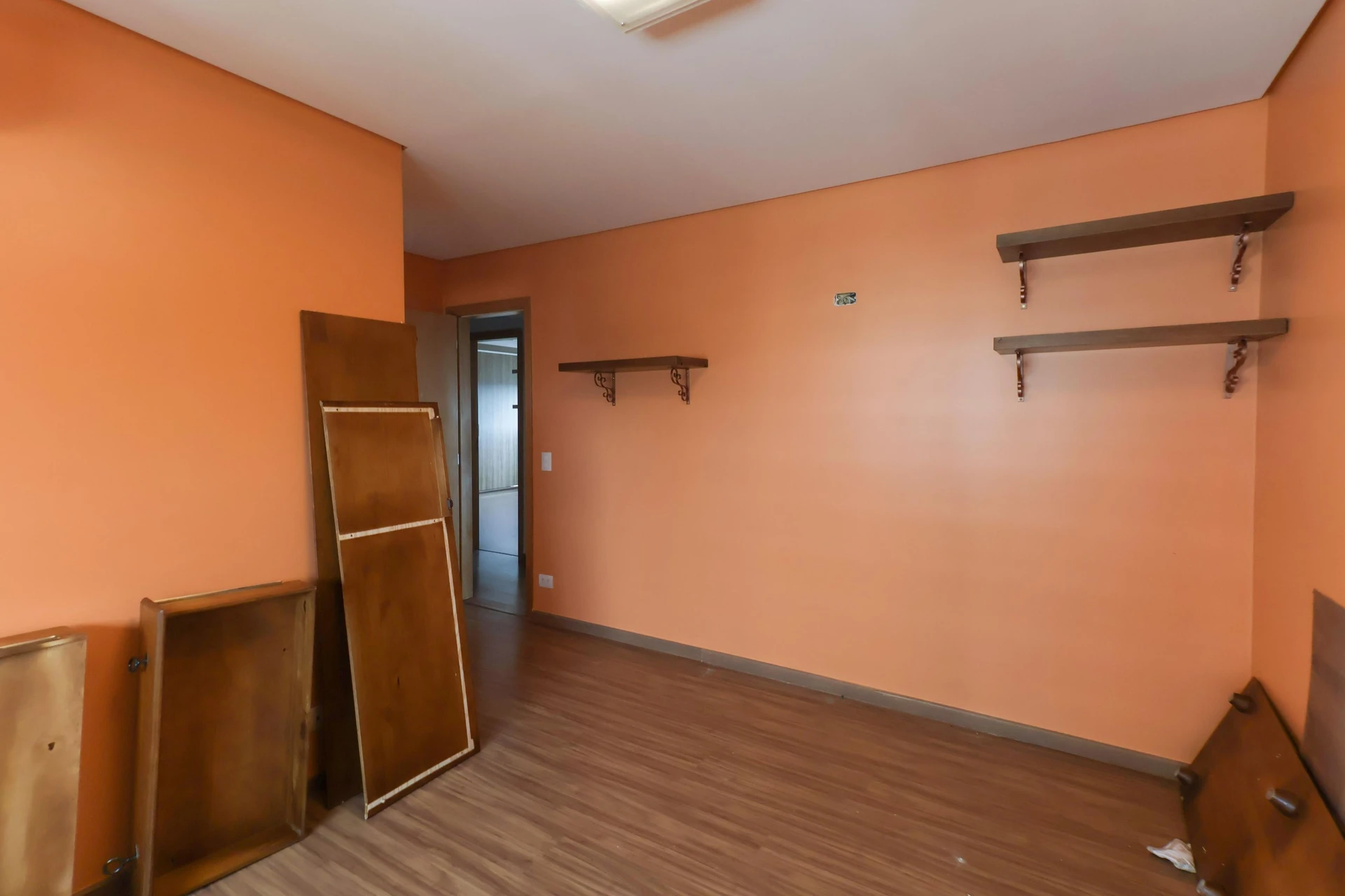 Furnished apartment, 266 m², with a bathtub — photo 84