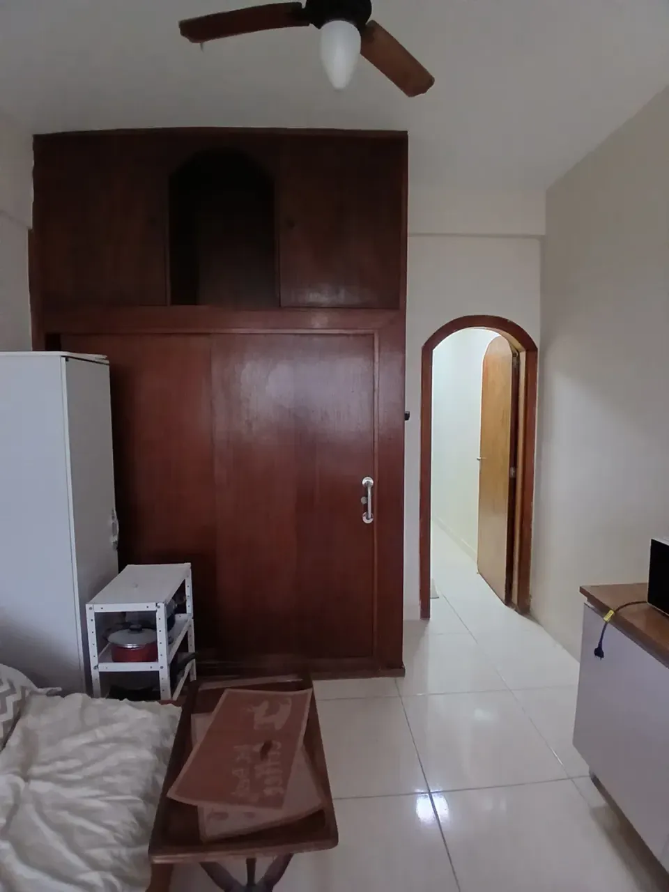 Furnished 1-bedroom apartment with a gas stove — photo 15