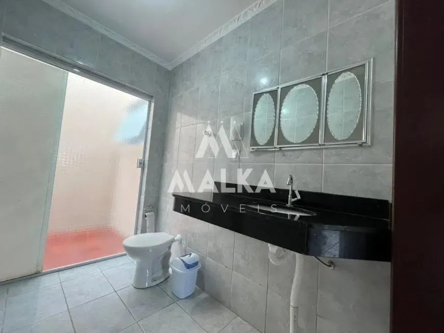 Дом 200 м² с 3 спальнями и ванной при спальне — photo 10