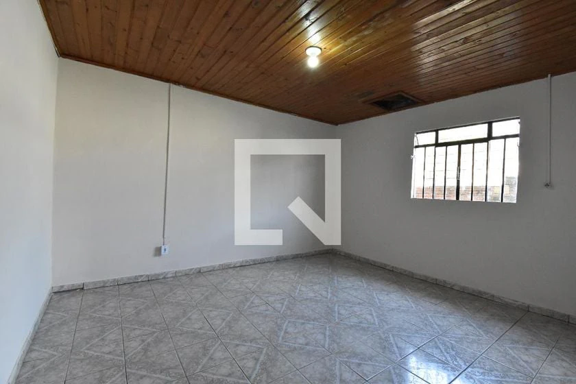 3-bedroom house with a washing machine in Curitiba — photo 26