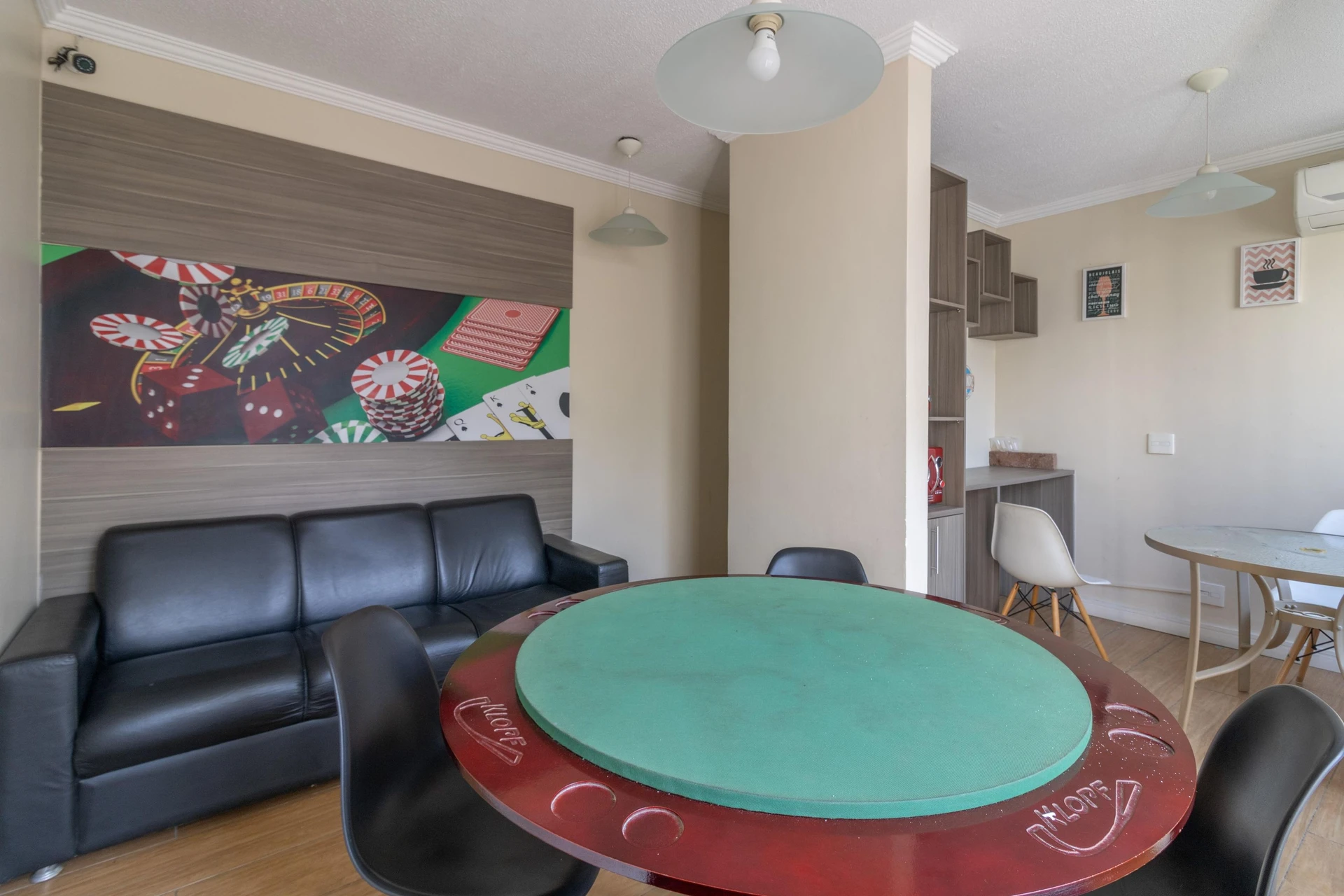 Apartamento para alugar com 3 quartos e vista das montanhas — photo 44