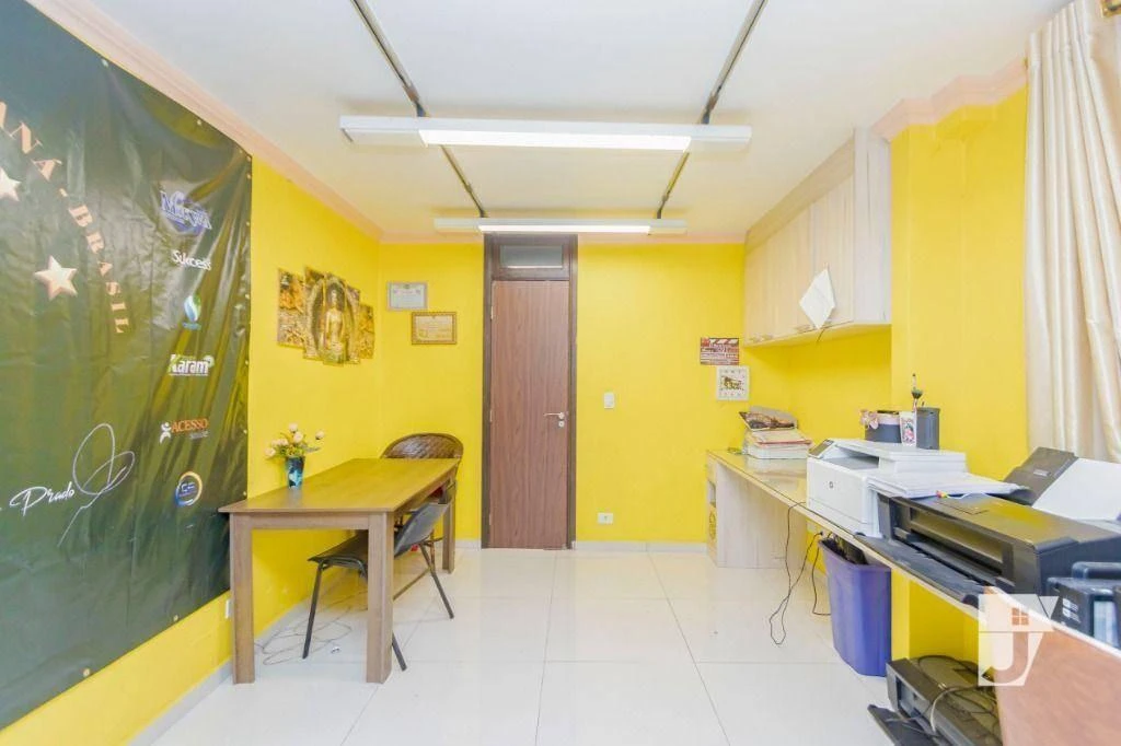 Ванна та 4 спальні: будинок 258 м² — photo 11