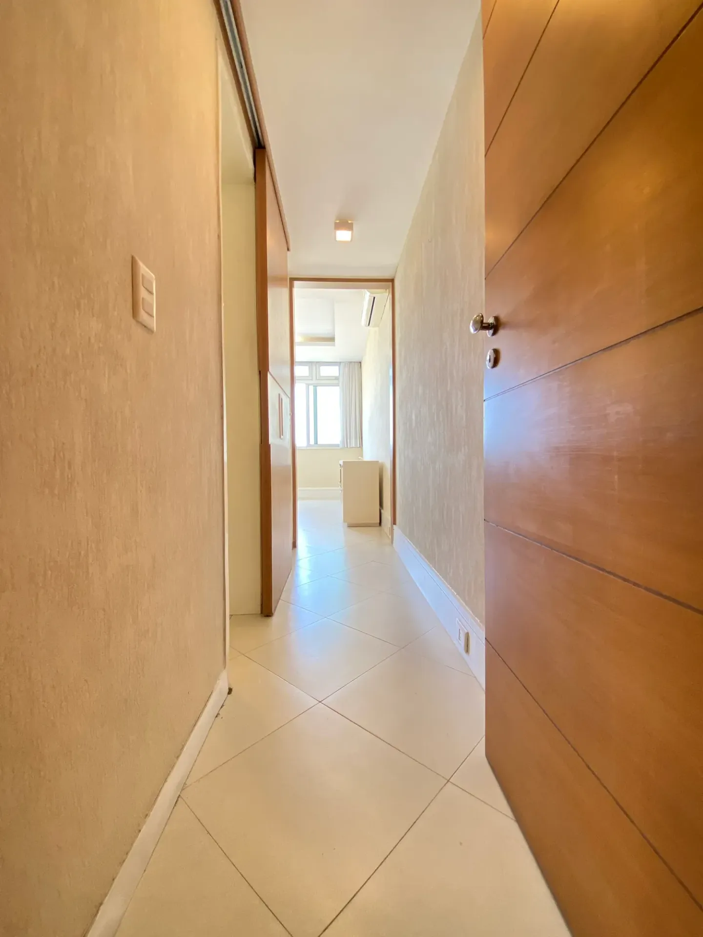 Apartamento de 185 m² com 4 quartos e elevador — photo 16