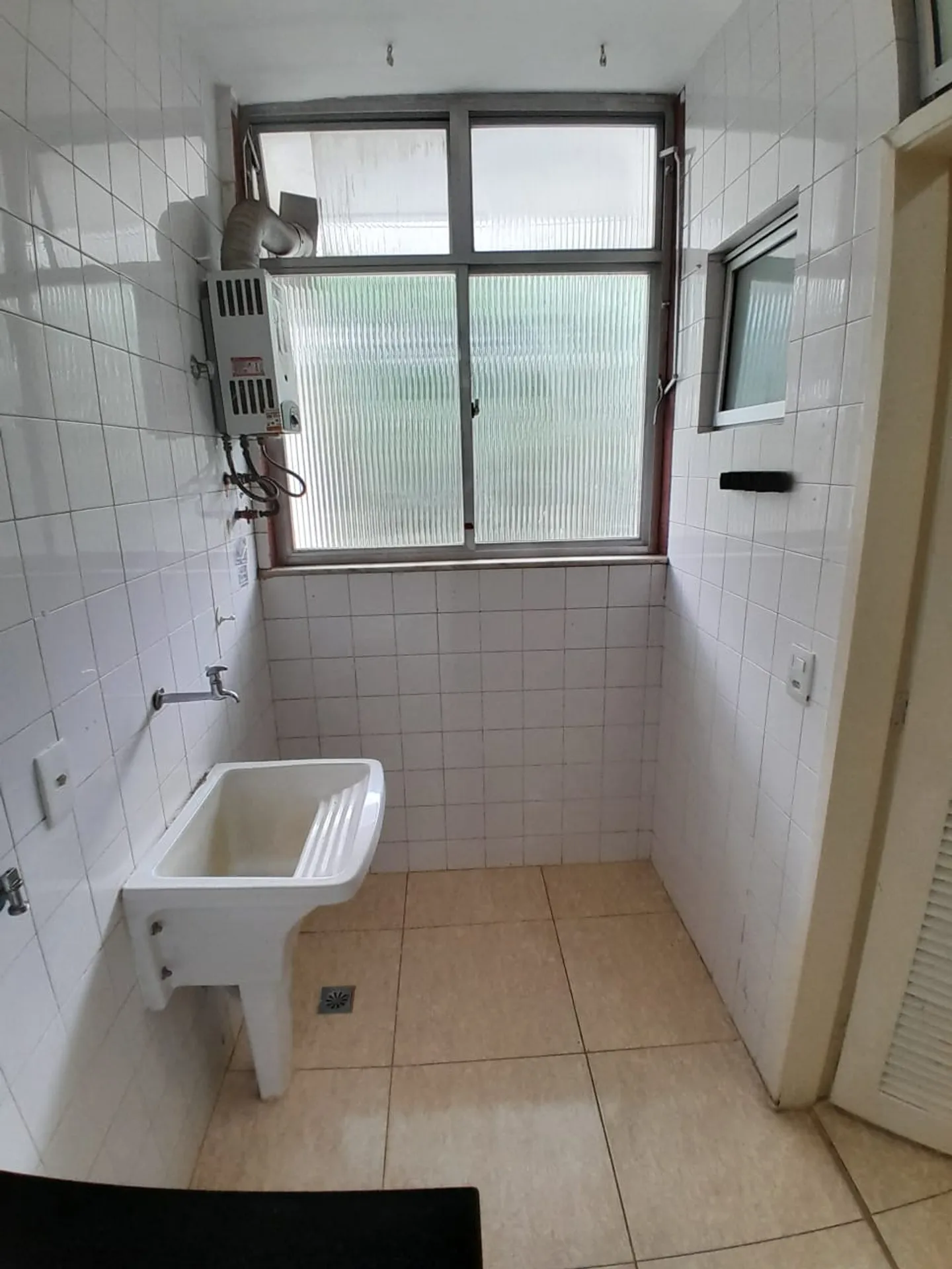 2-bedroom apartment in a building with a sauna — photo 14