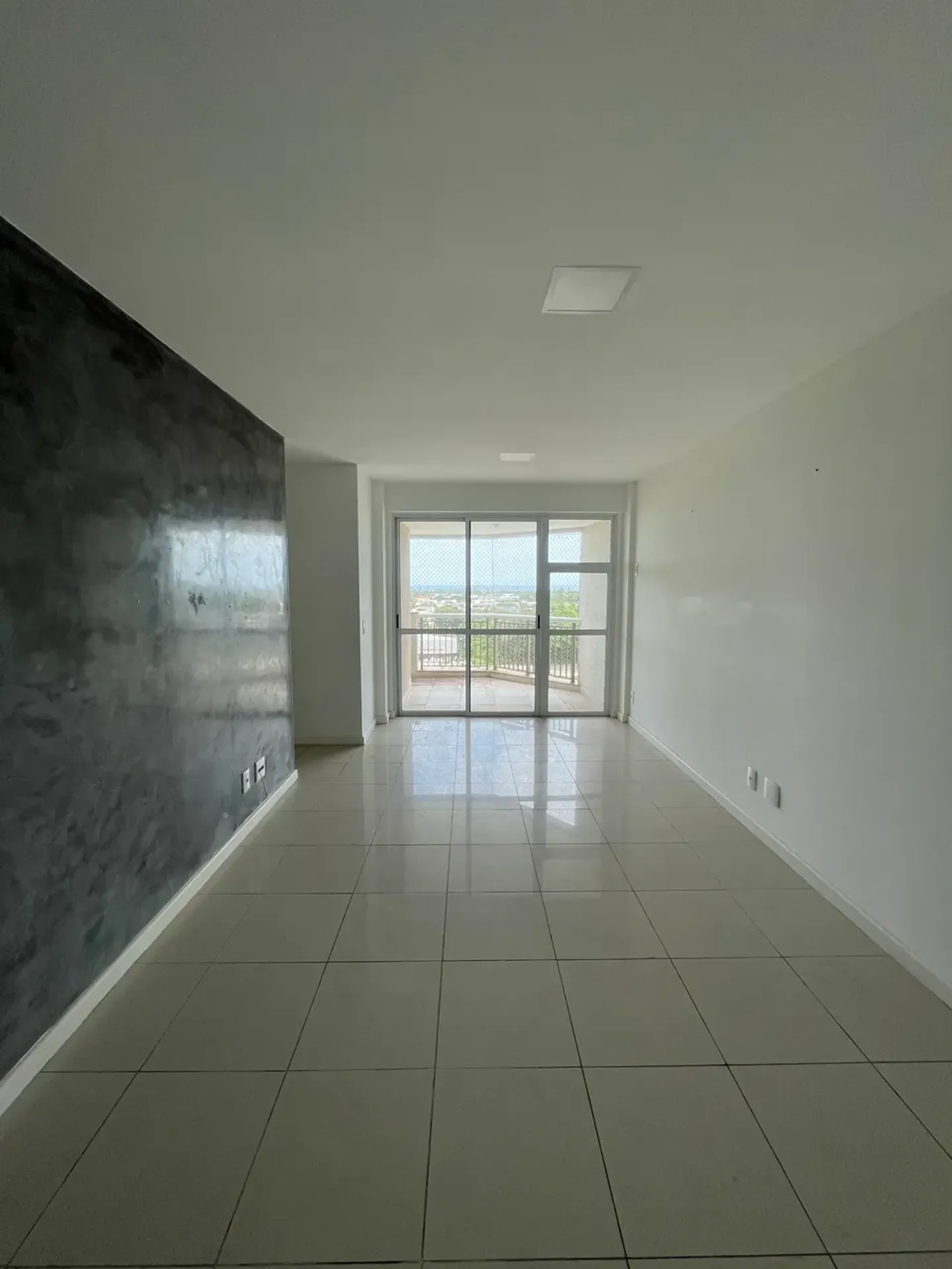 3-bedroom apartment in a building with a sauna — photo 4