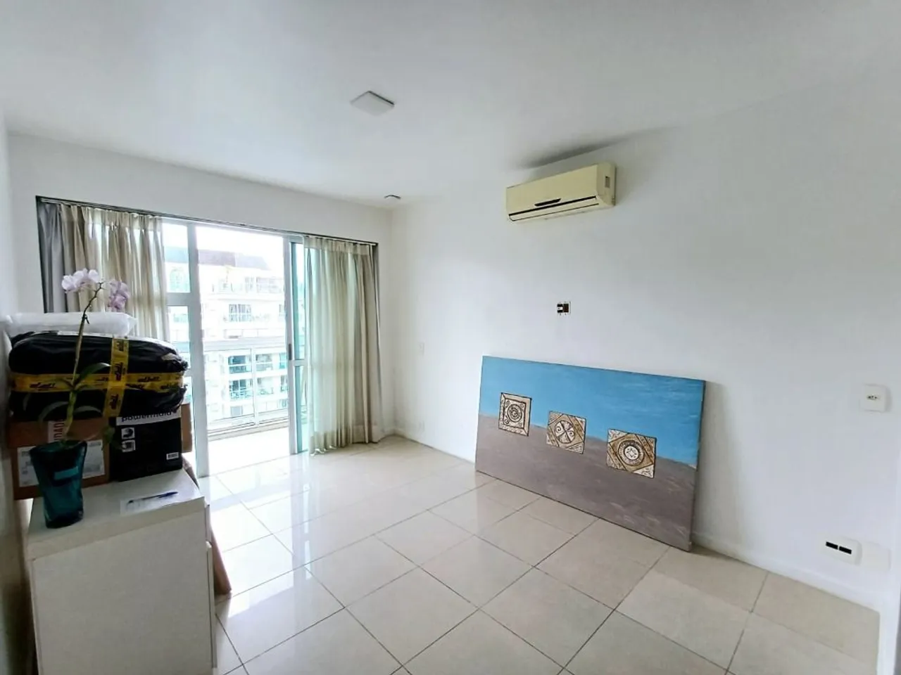203 m² apartment with 3 bedrooms and enclosed balcony — photo 16