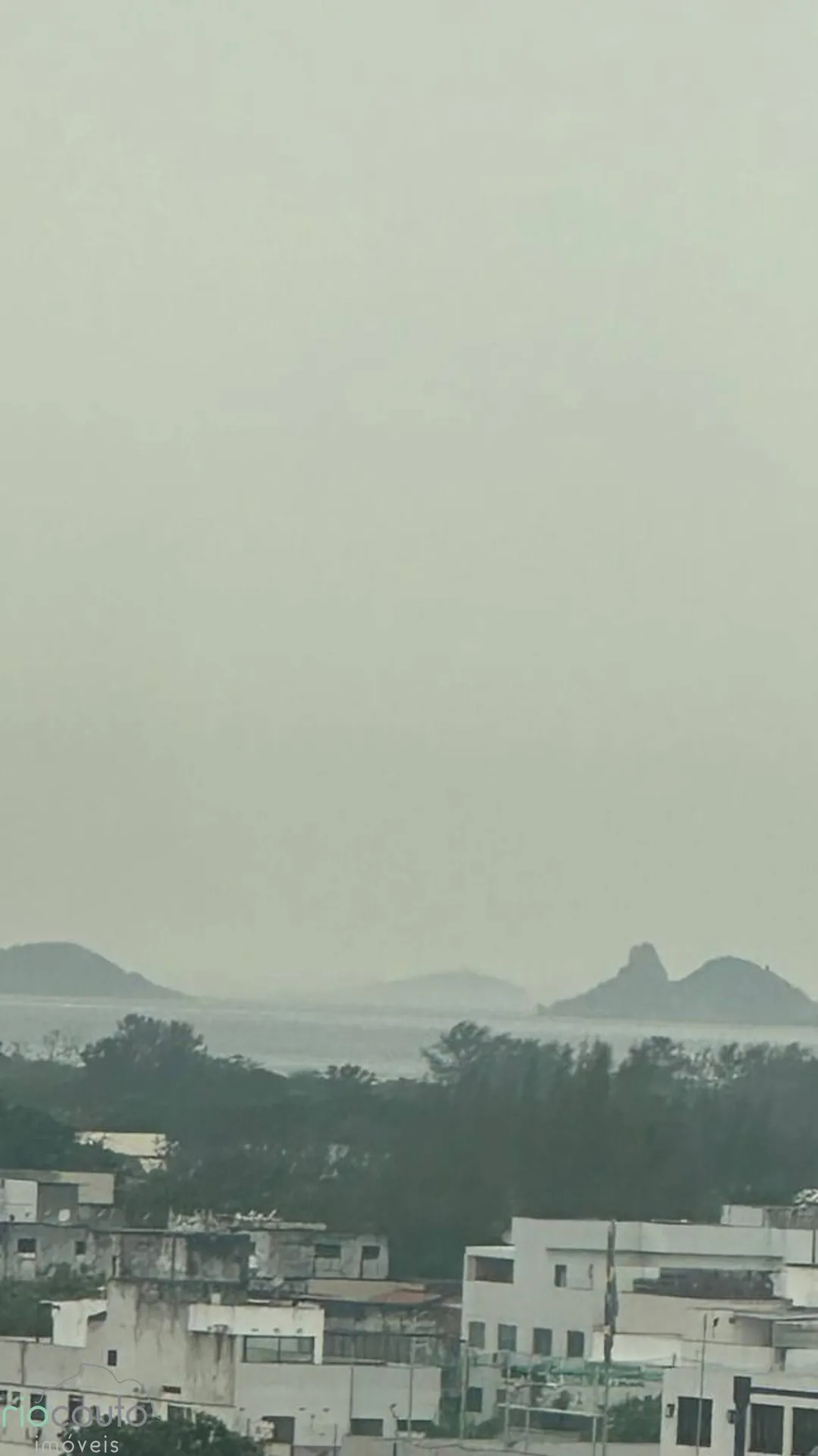 2-bedroom apartment with a water view in Rio de Janeiro — photo 43
