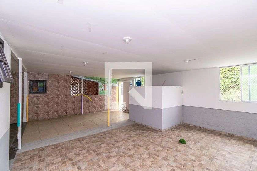 Furnished house with 5 bedrooms and 560 m² — photo 21