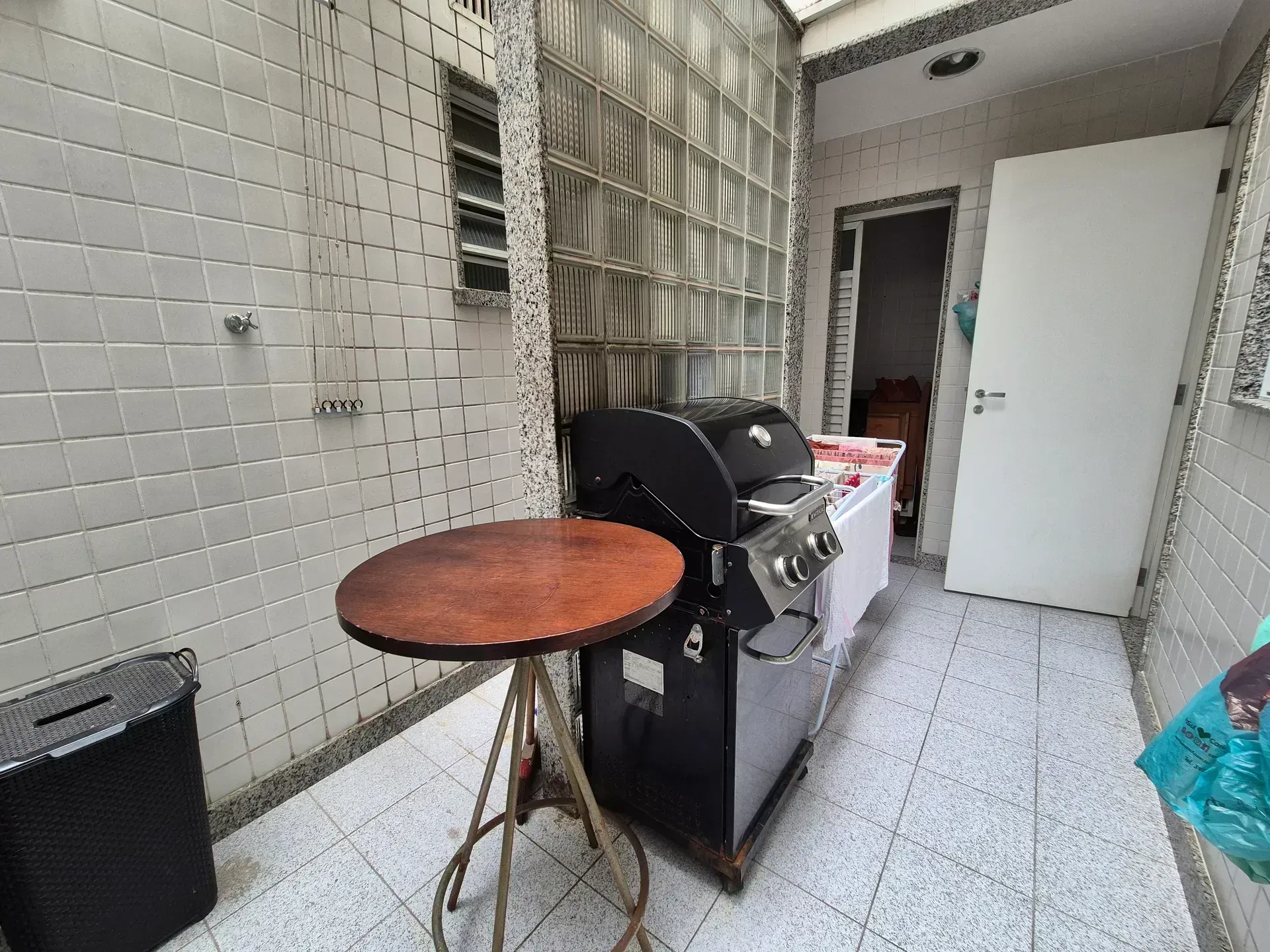 115 m² apartment with 2 bedrooms and 3 bathrooms — photo 21