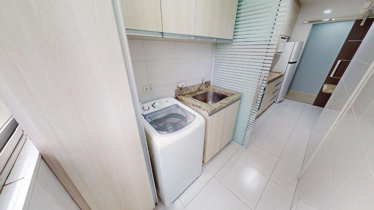 2-bedroom apartment with a washing machine — photo 10