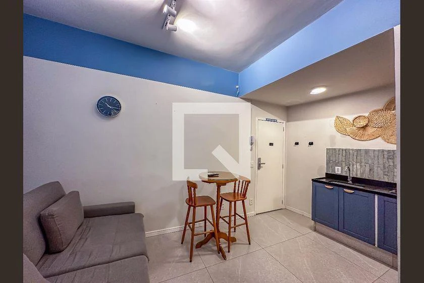 Furnished 32 m² apartment with 1 bedroom and no parking — photo 4