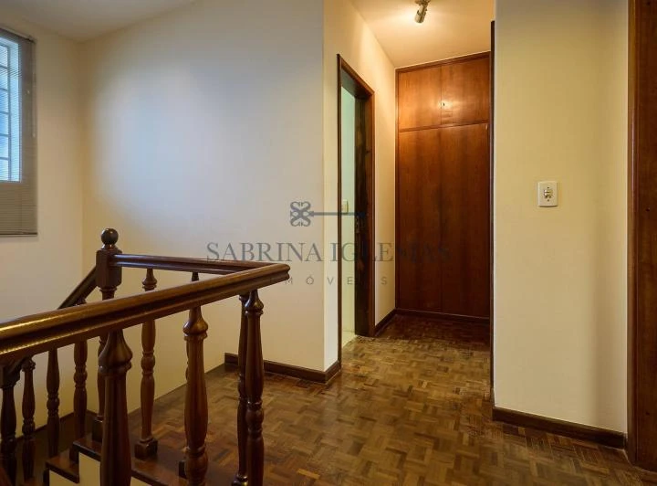 Unfurnished house with 6 bedrooms, 3 baths and 138 m² — photo 8