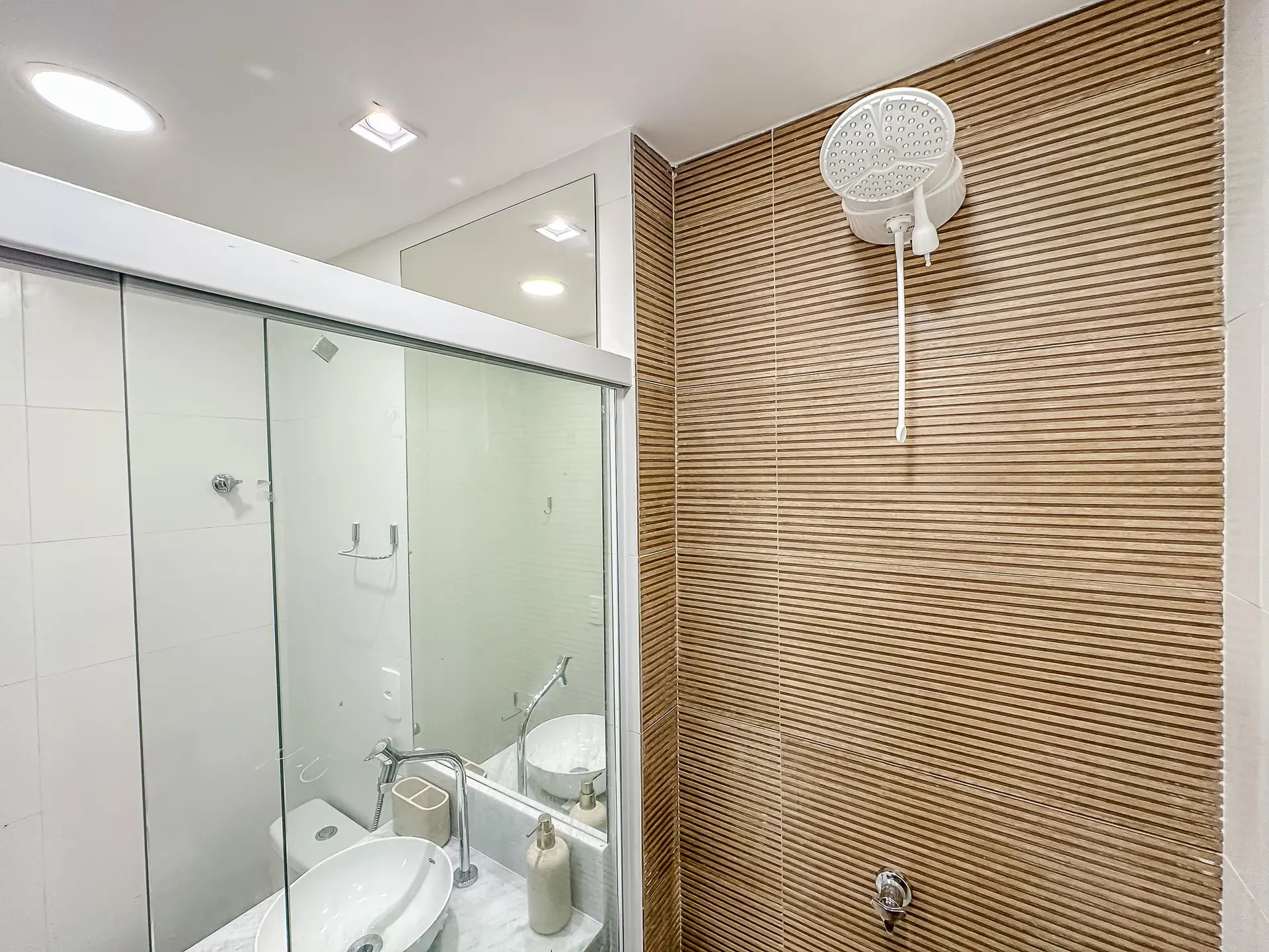 Меблированная квартира с 1 спальней и кухней open-plan — photo 55