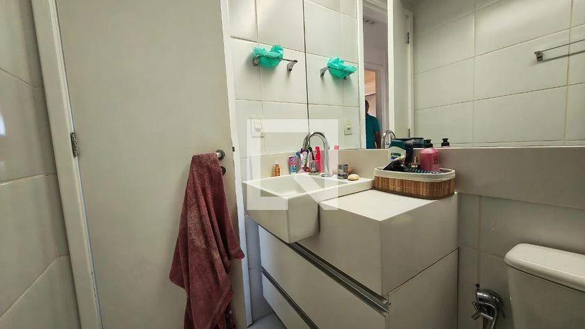Панорамные окна и 4 спальни: квартира 200 м² — photo 46