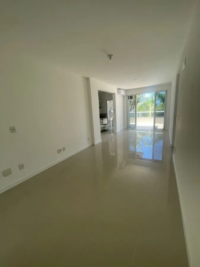 2-bedroom apartment, 1 with its own bathroom, 140 m² — photo 8