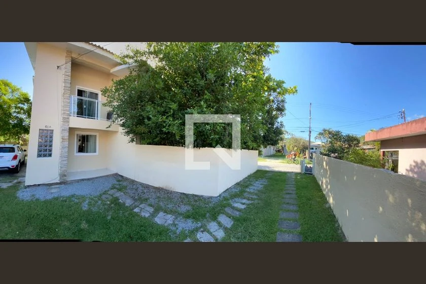 Furnished house with 2 en-suite bedrooms and 3 bathrooms — photo 12
