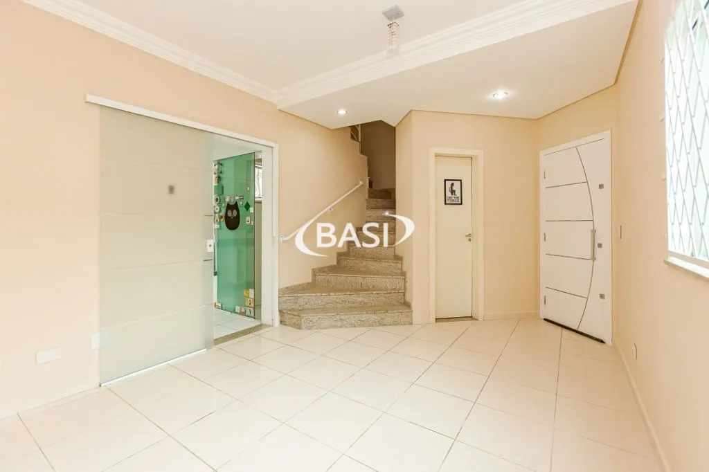 Two-story house with 3 bedrooms and 3 bathrooms, 2 parking — photo 6