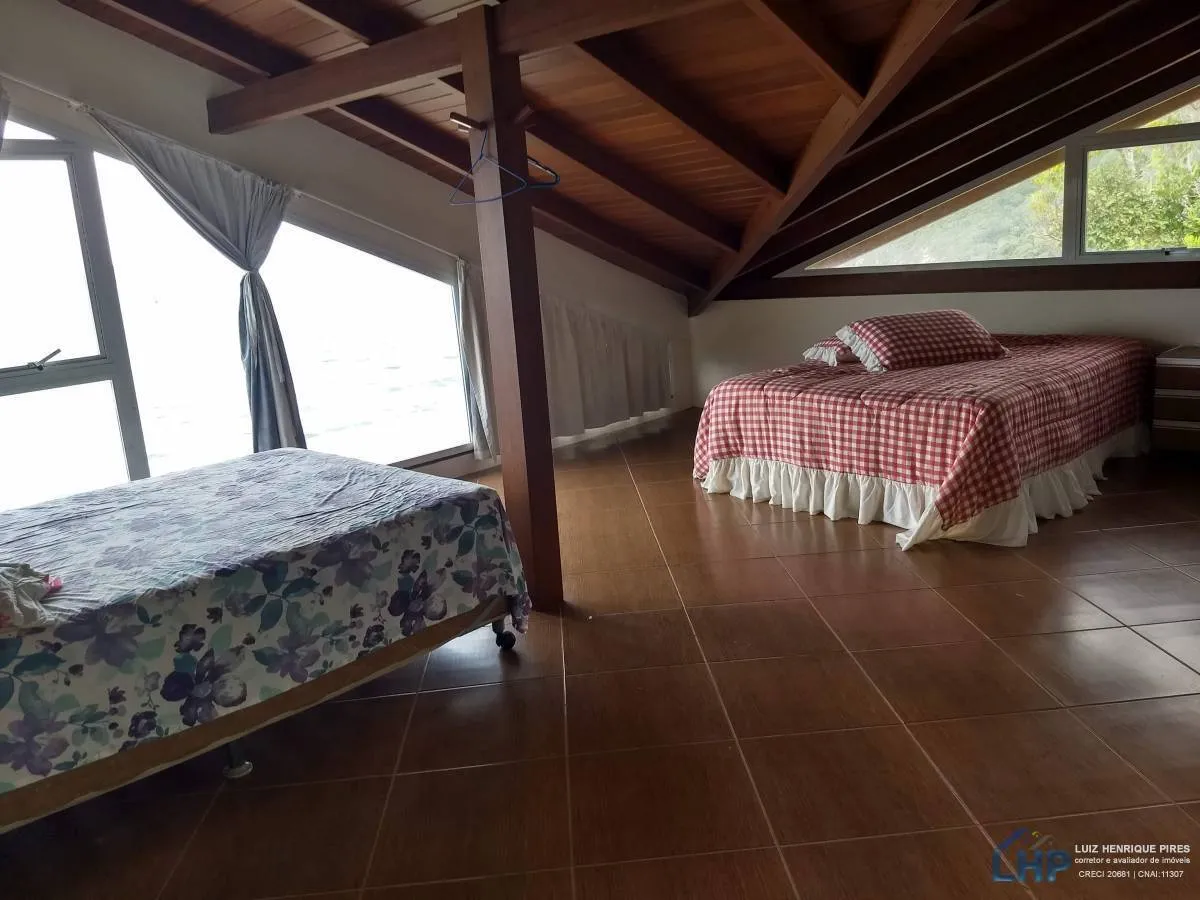 5-bedroom house with a water view in Florianópolis — photo 23
