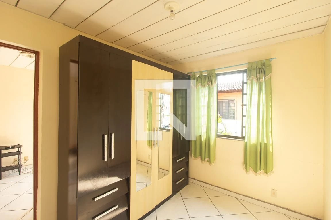 2-bedroom apartment with 1 bathroom and parking — photo 3