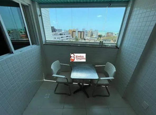 Departamento de 2 dormitorios con ventanales de piso a techo