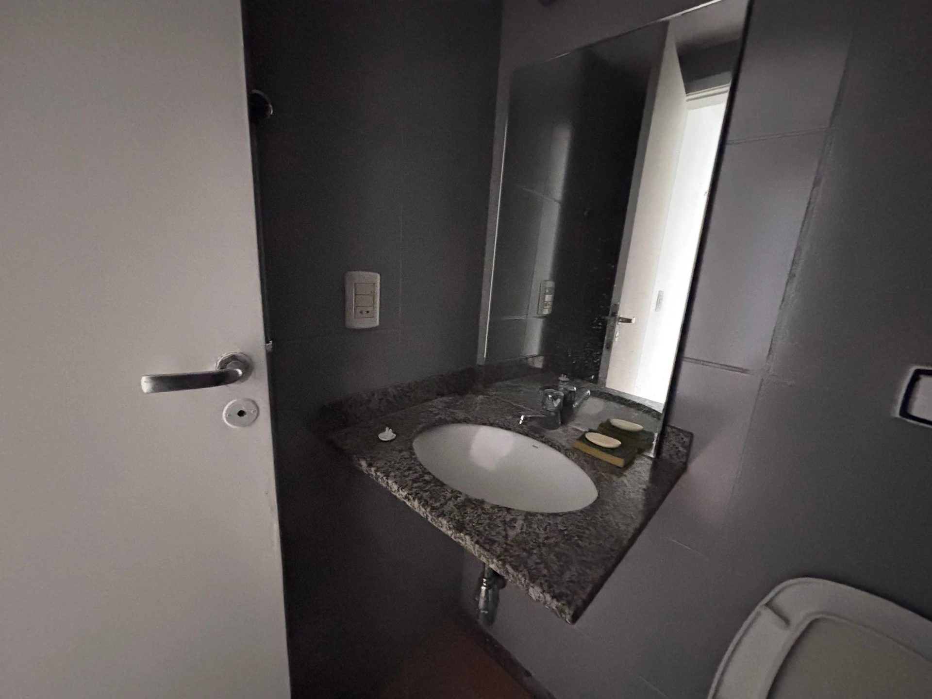 Apartamento sem mobília com 2 quartos e 2 banheiros — photo 34