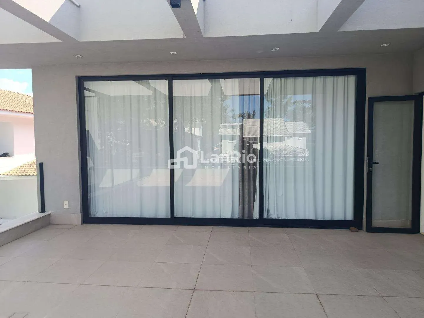 Casa com 5 quartos e 5 suítes, com varanda — photo 19