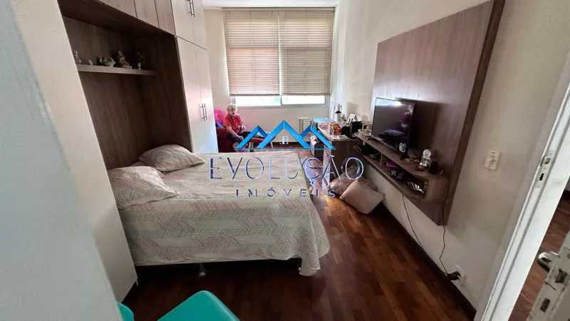 Furnished 4-bedroom apartment with 400 m² — photo 21