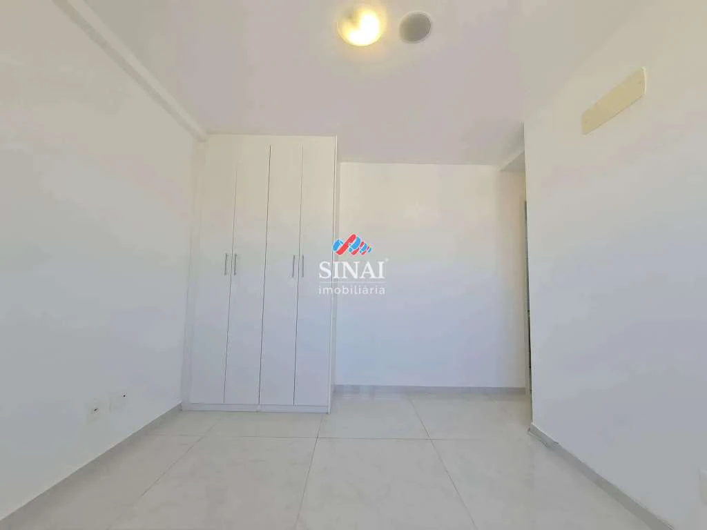 3-bedroom apartment with balcony and private BBQ — photo 24