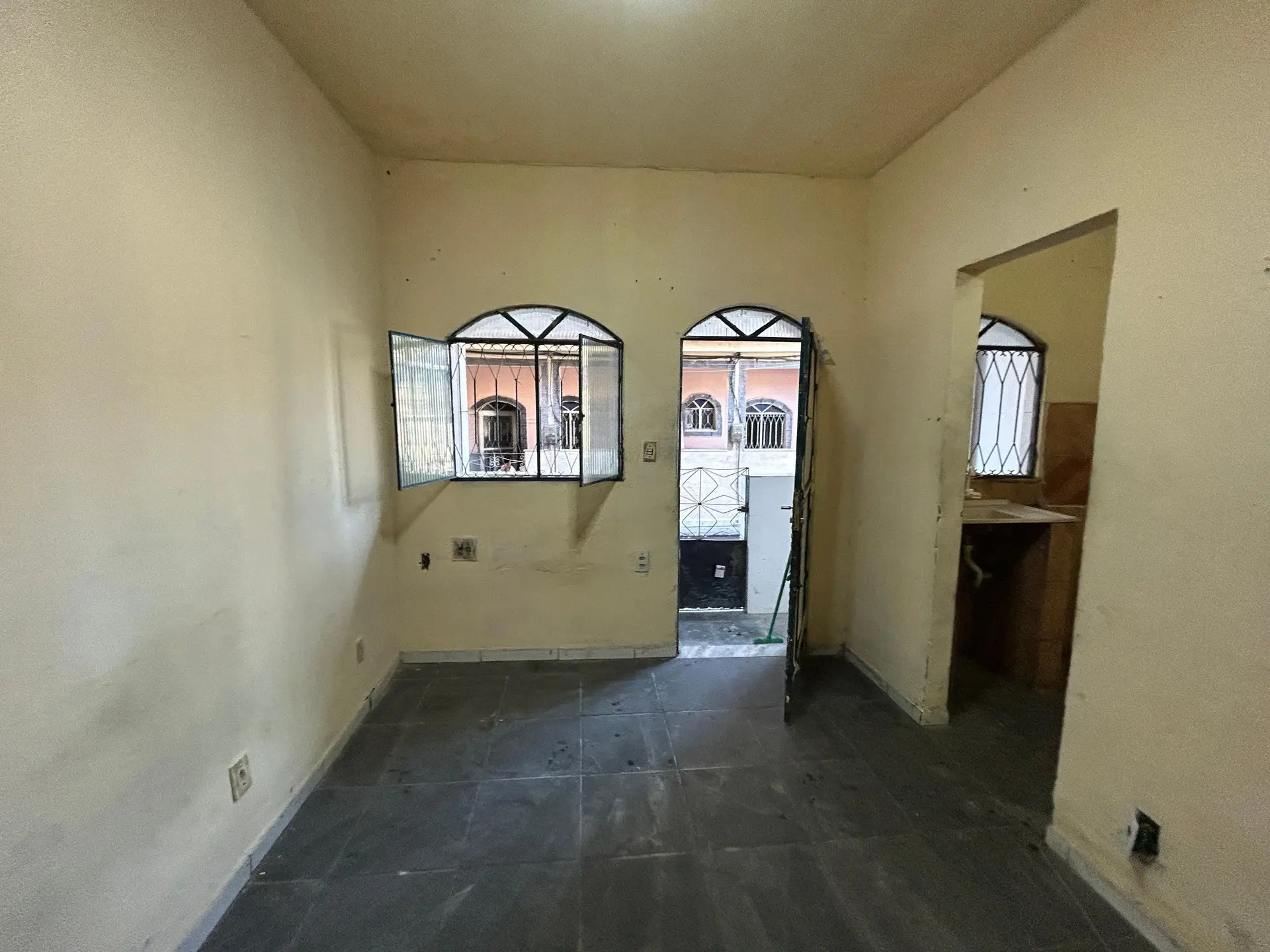 Unfurnished studio for rent with 1 bedroom and 1 bath — photo 7