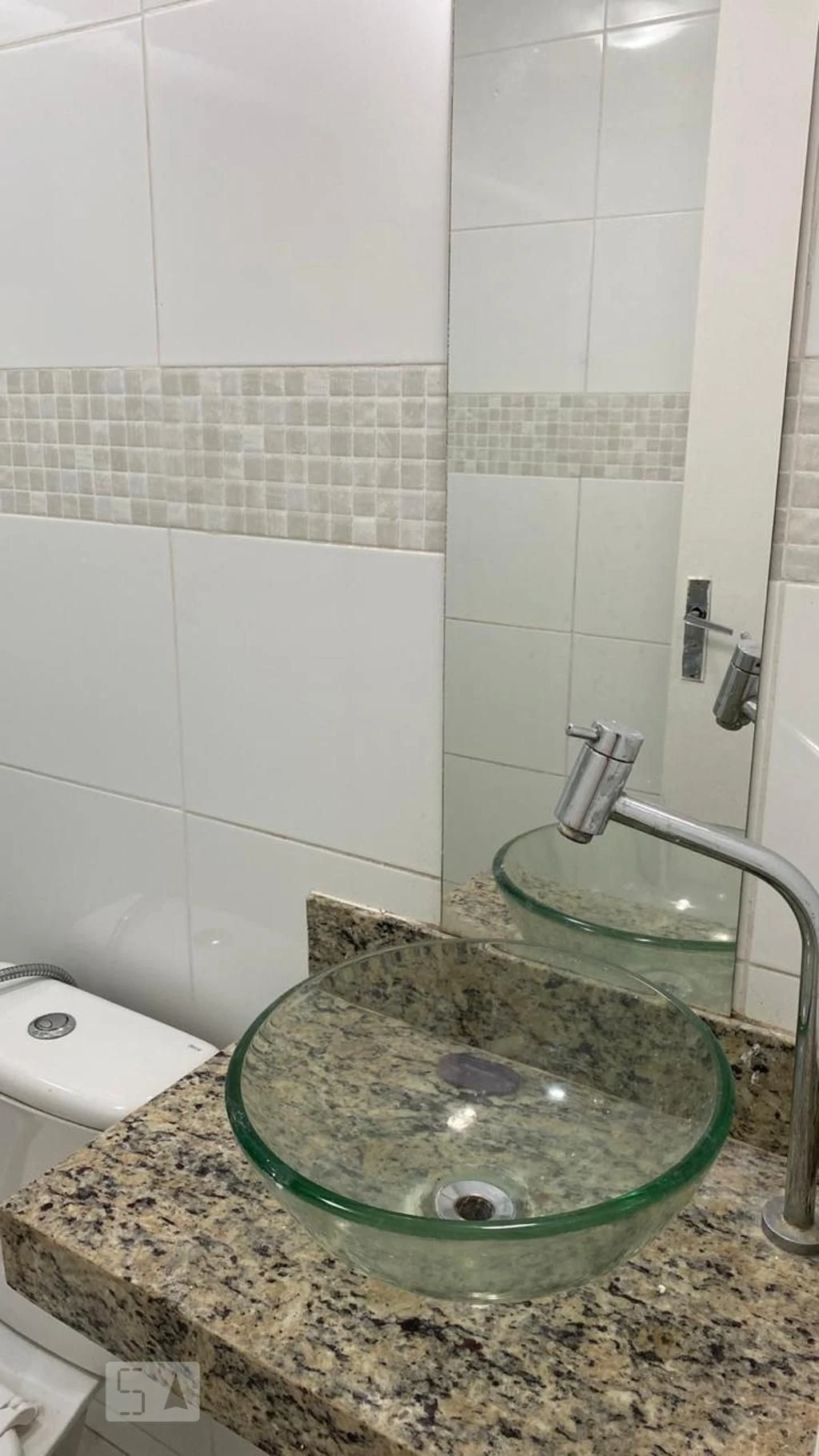 2-bedroom apartment in a building with a pool — photo 14