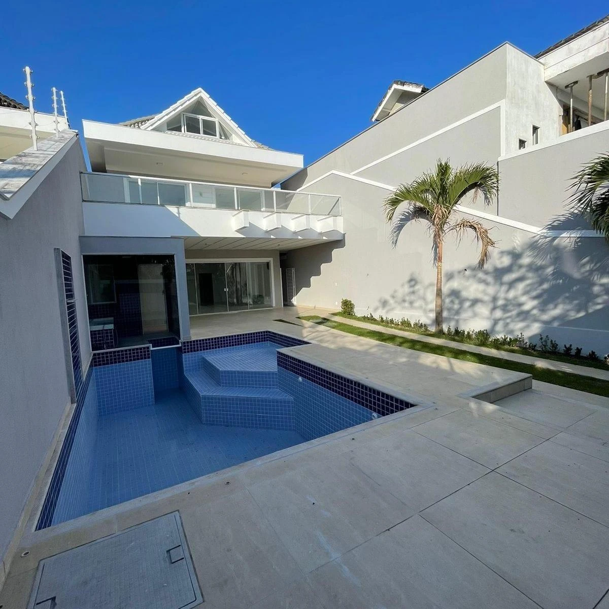 House with 5 en-suite bedrooms and 400 m² — photo 10