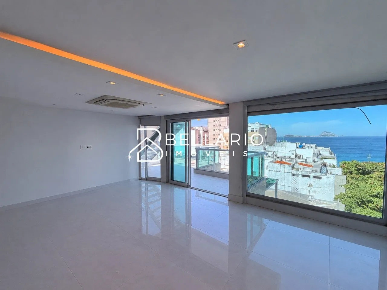 Unfurnished apartment with 3 bedrooms and 4 bathrooms — photo 23