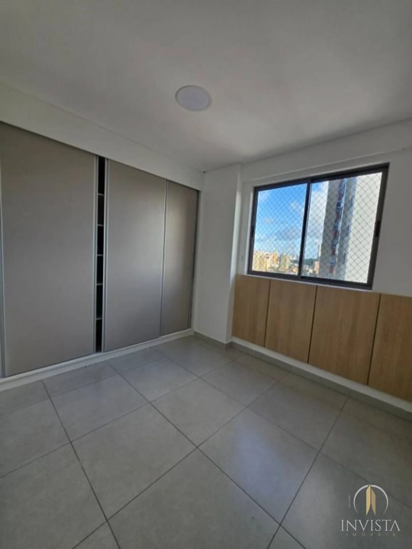 2-bedroom apartment with a water view — photo 27