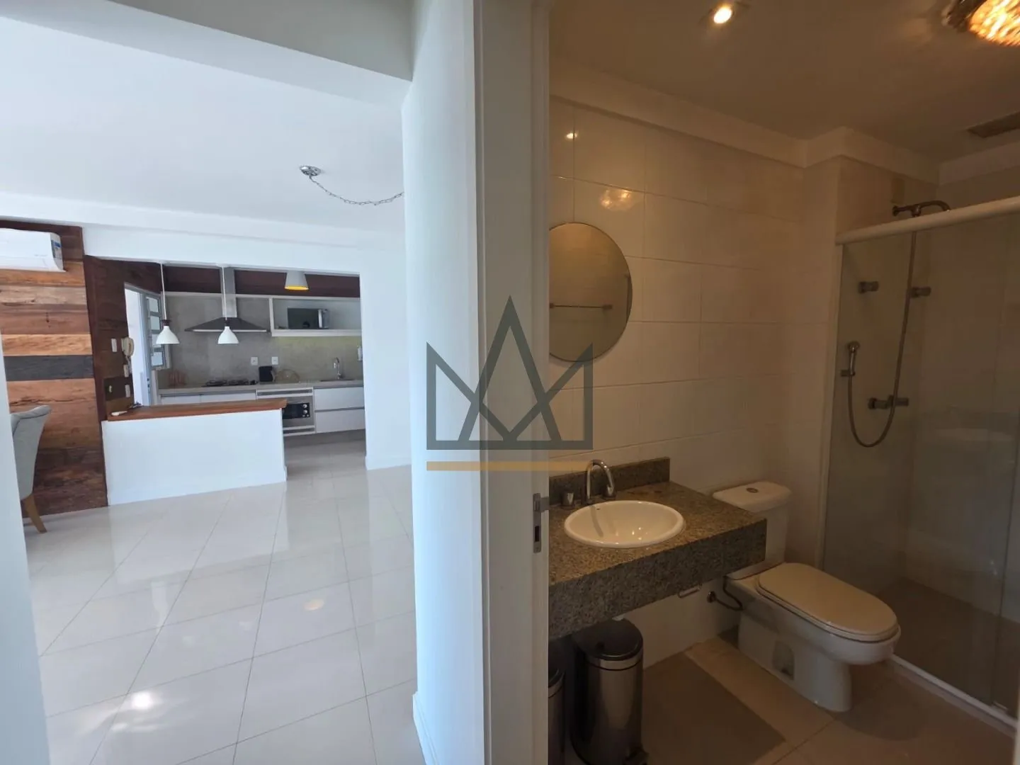 Квартира с 2 спальнями, suite и балконом, 77 м² — photo 31