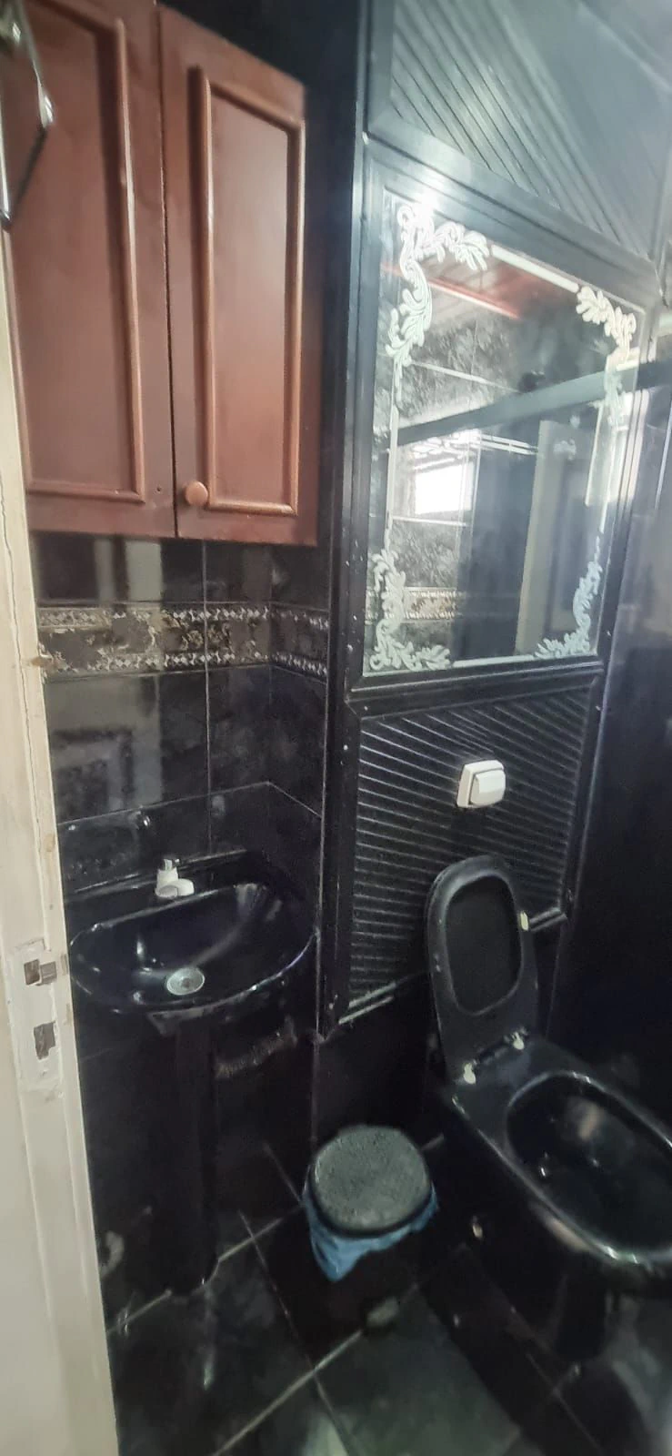 Furnished 2-bedroom apartment with separate kitchen — photo 14