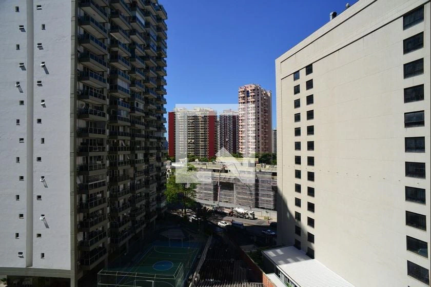 82 m² rental apartment with 2 bedrooms and enclosed balcony — photo 23