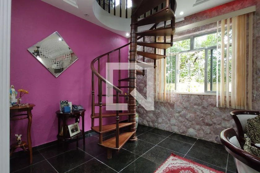 Unfurnished house with 5 bedrooms and 323 m² plus BBQ area — photo 45